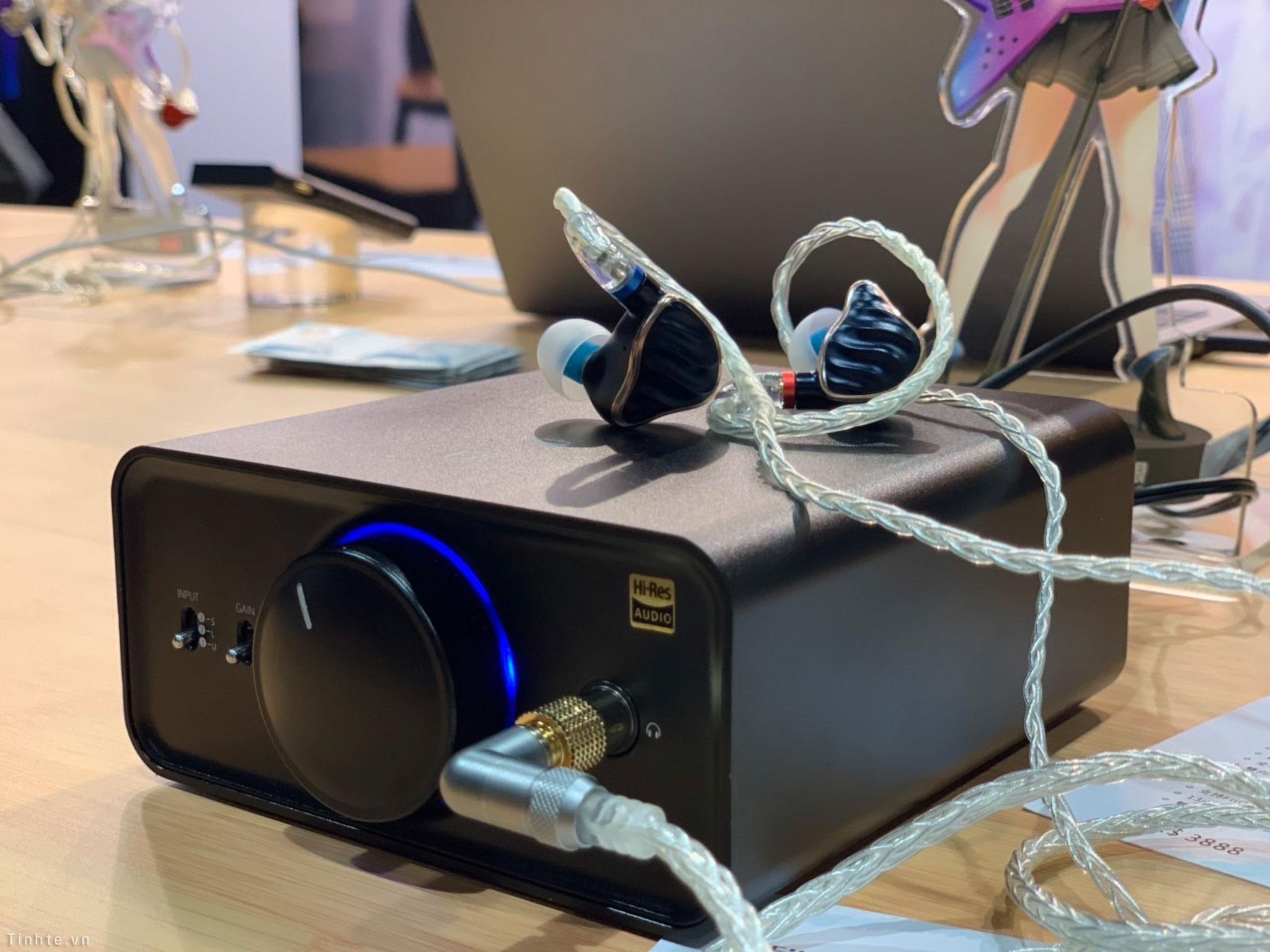Đang tải audio_tinhte_hongkong_avshow_2019_45.jpg…
