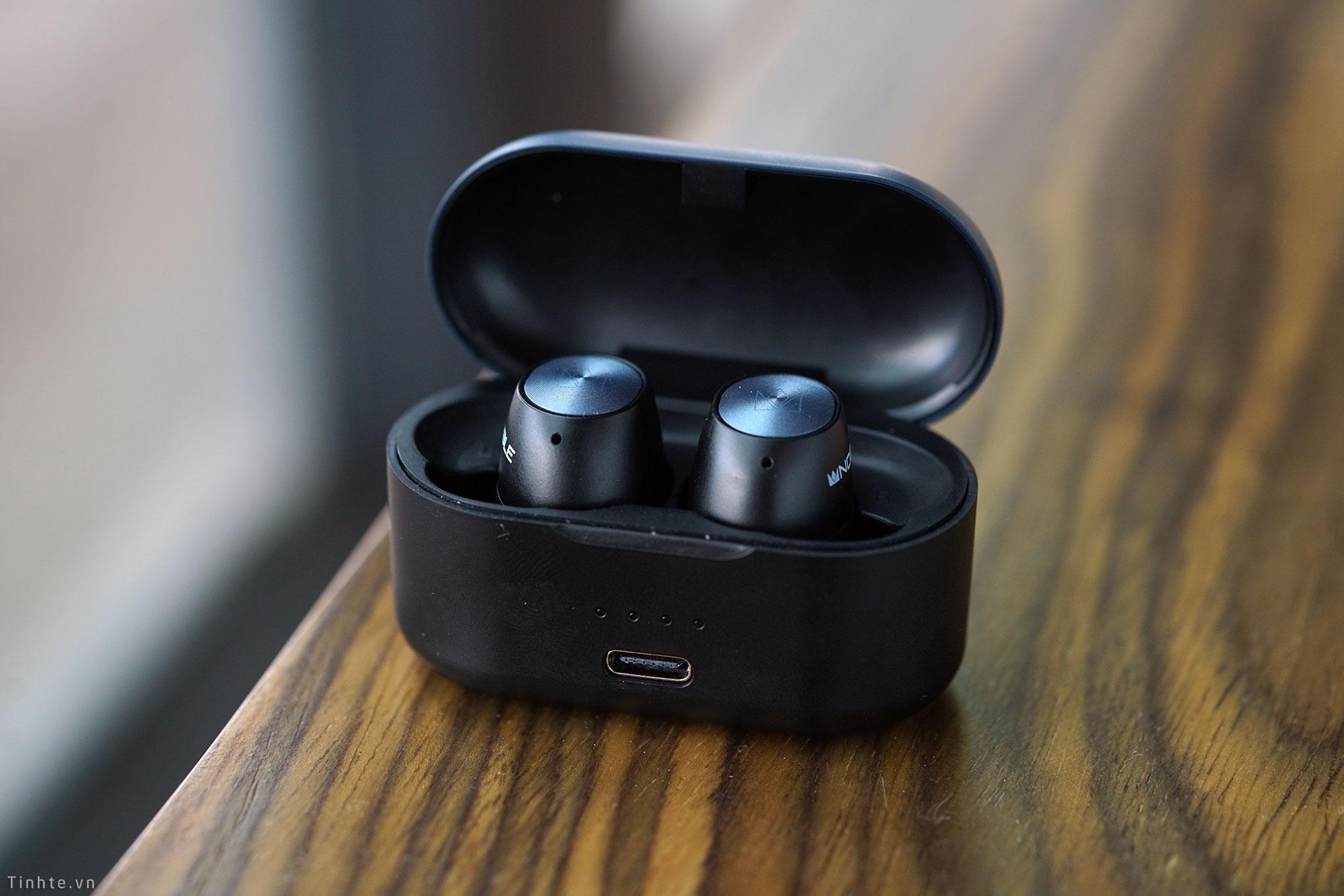Đang tải tinhte_noble_falcon_true_wireless (4).jpg…