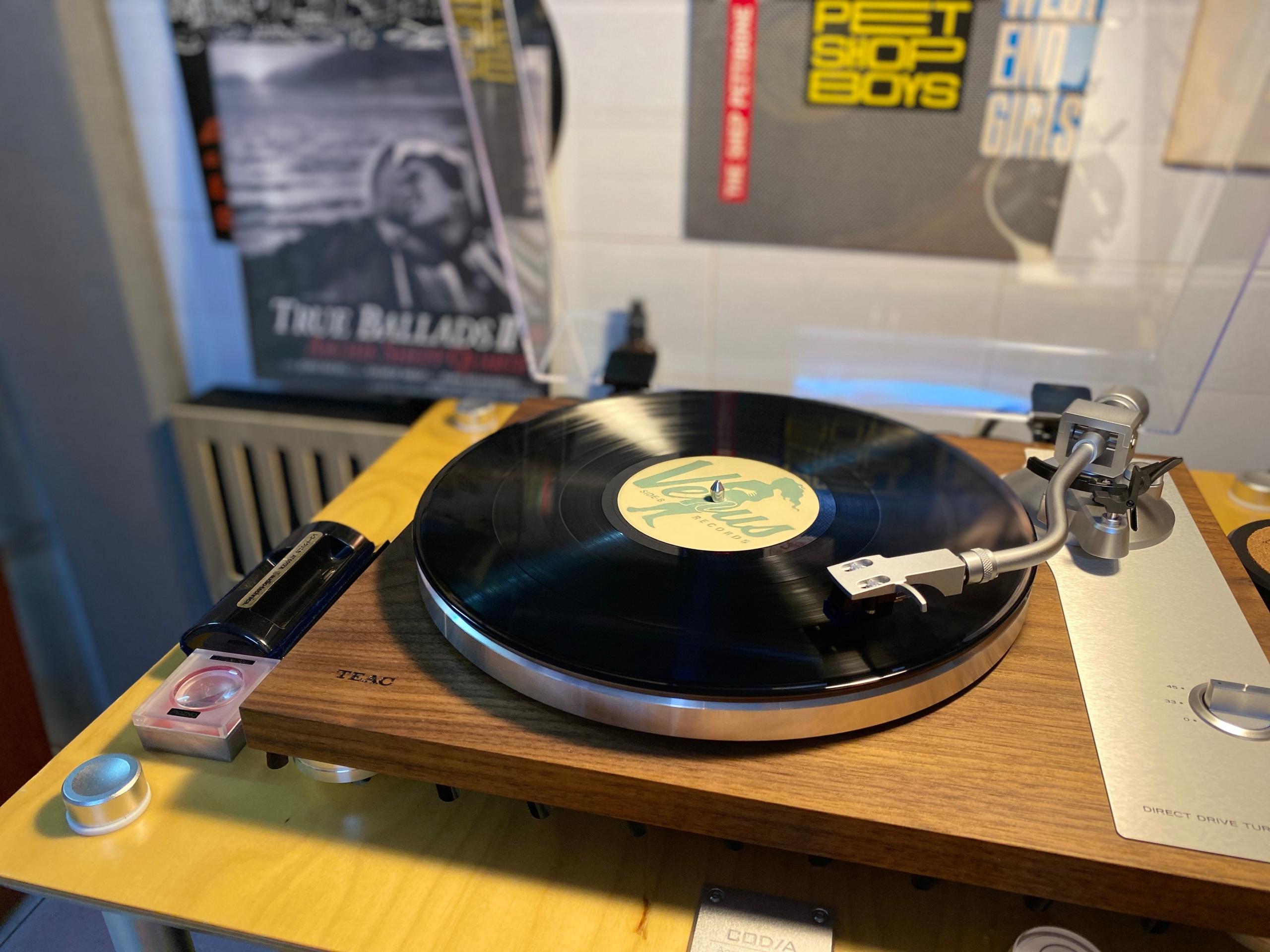 review-suong-suong-teac-tn-4d-turntable
