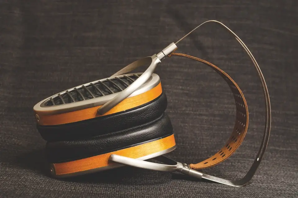 Đang tải monospace_HifimanHE1000V2 (10).jpg…