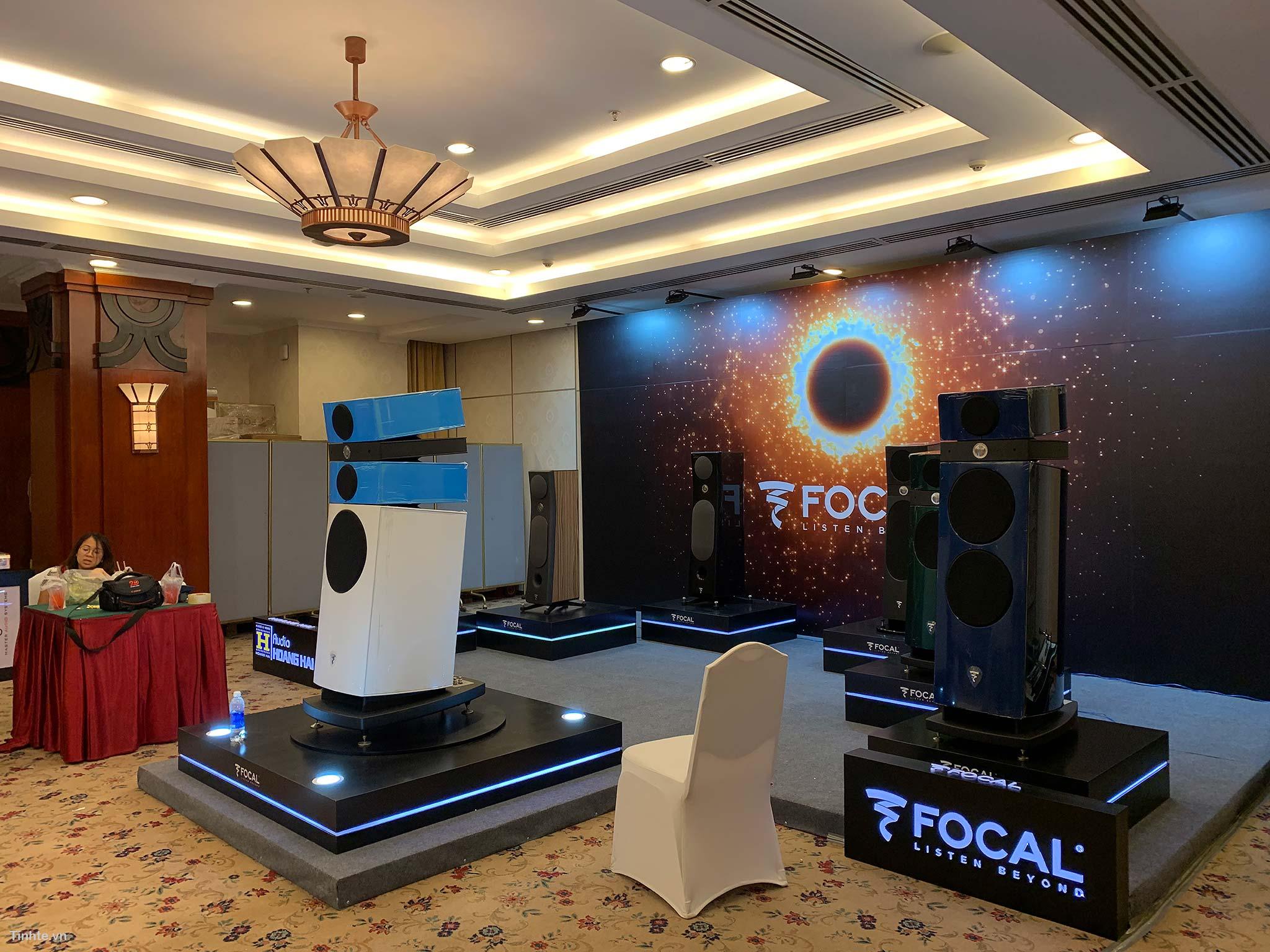 Đang tải high_end_show_tinhte_26.jpg…