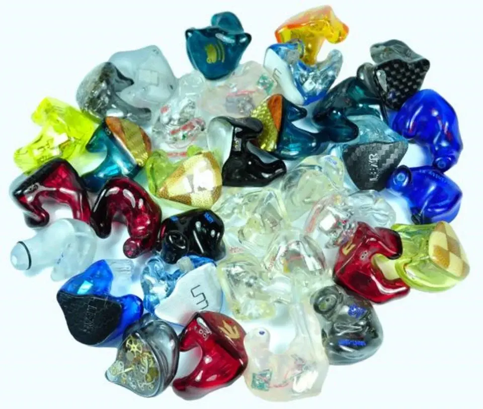 Đang tải Custom IEM.jpg…