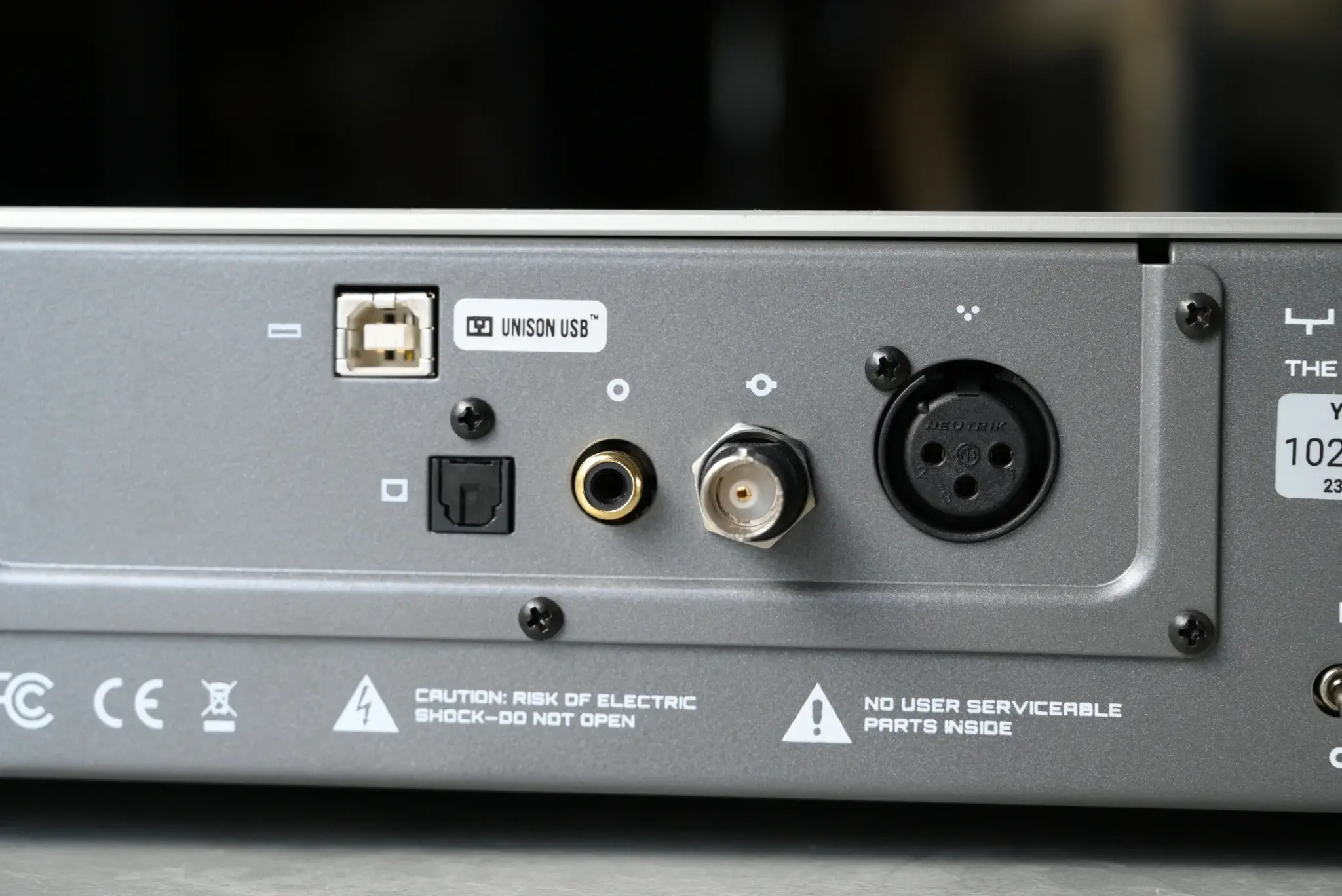 tinhte_schiit_yggdrasil_more_is_less_dacDSC_6578.JPG