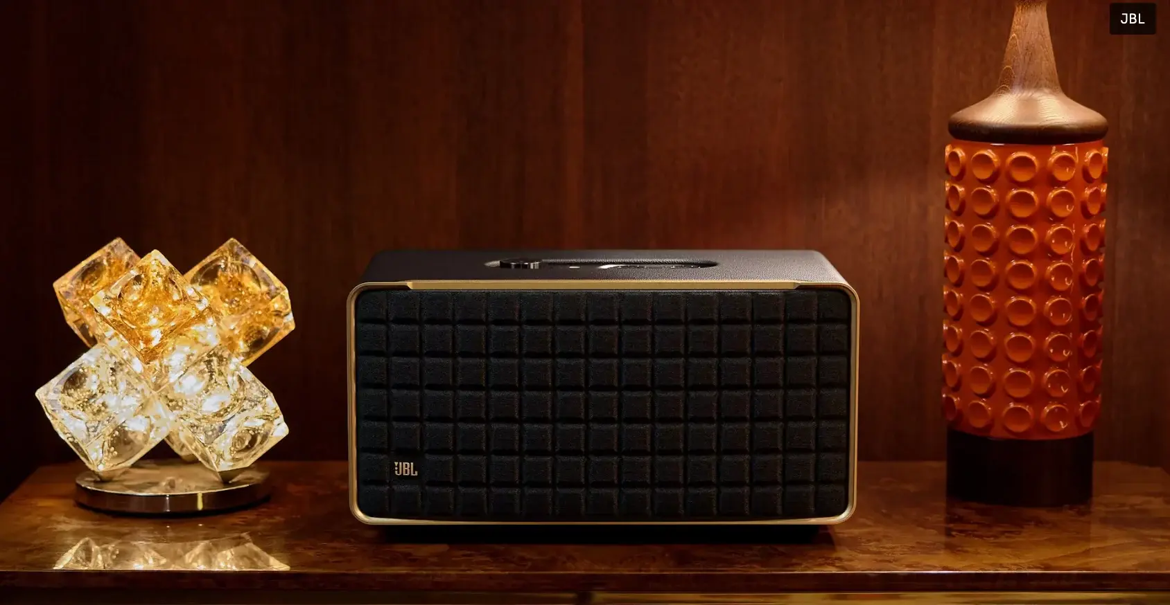 tinhte-jbl-authentics-500-200-3002.png