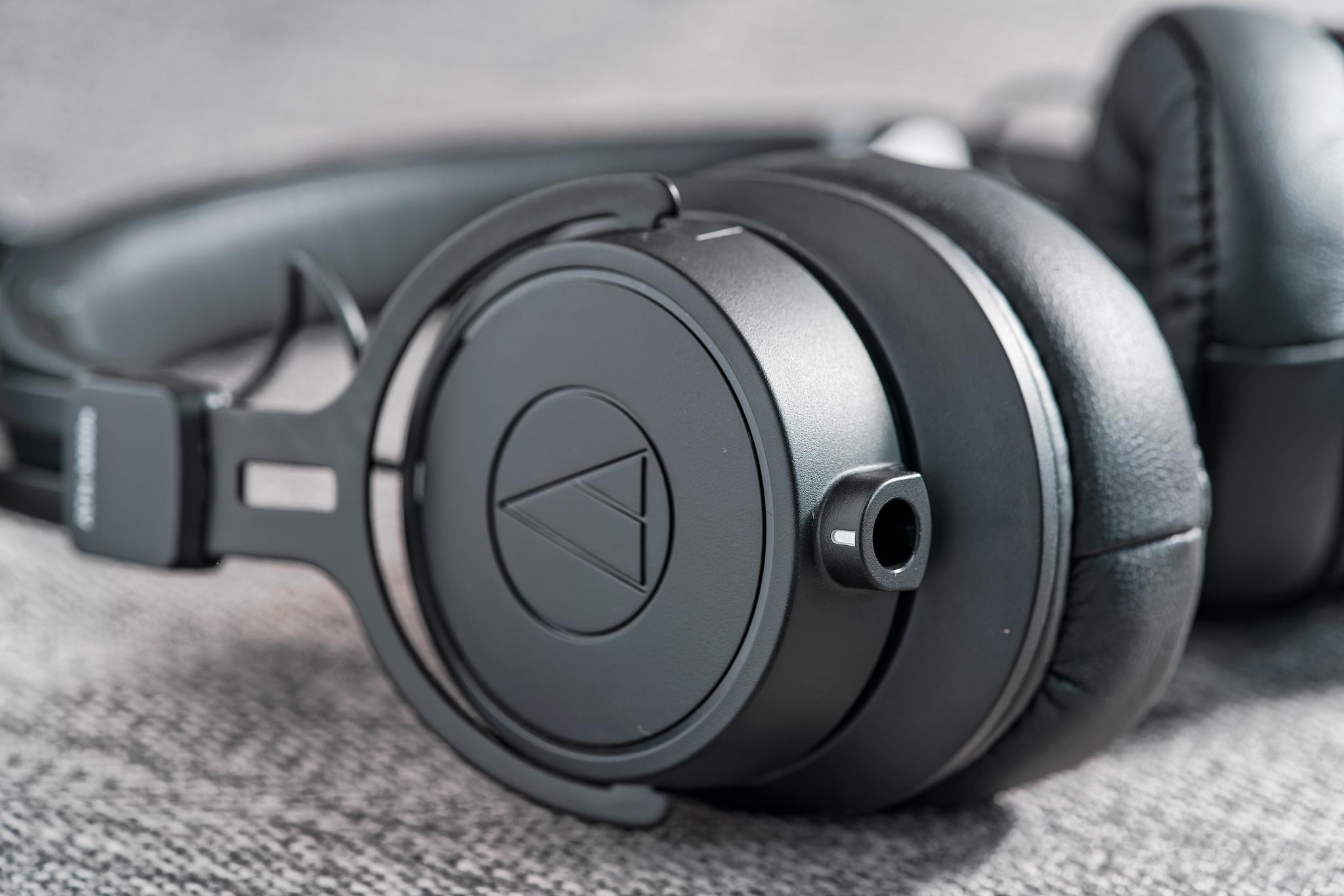 Đang tải tinhte_audio_technica_M60x (4).jpg…