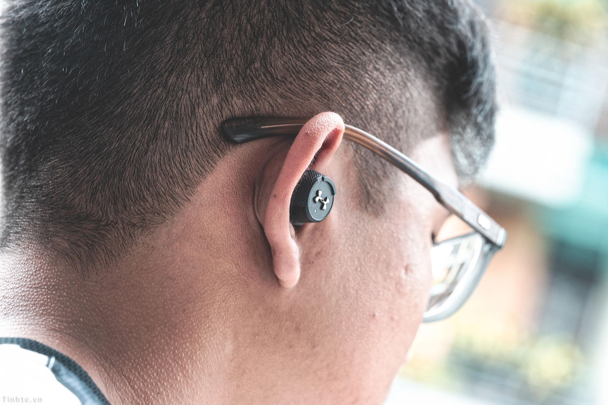 Đang tải audio_tinhte_jbl_x_underarmour_flash_8.jpg…