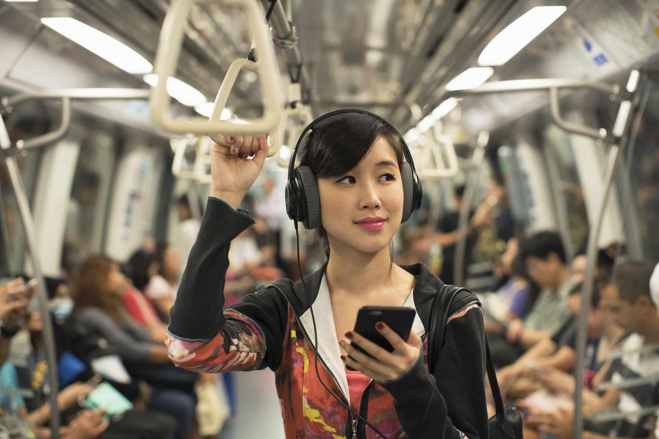 Đang tải tinhte_music_brains (2).jpg…