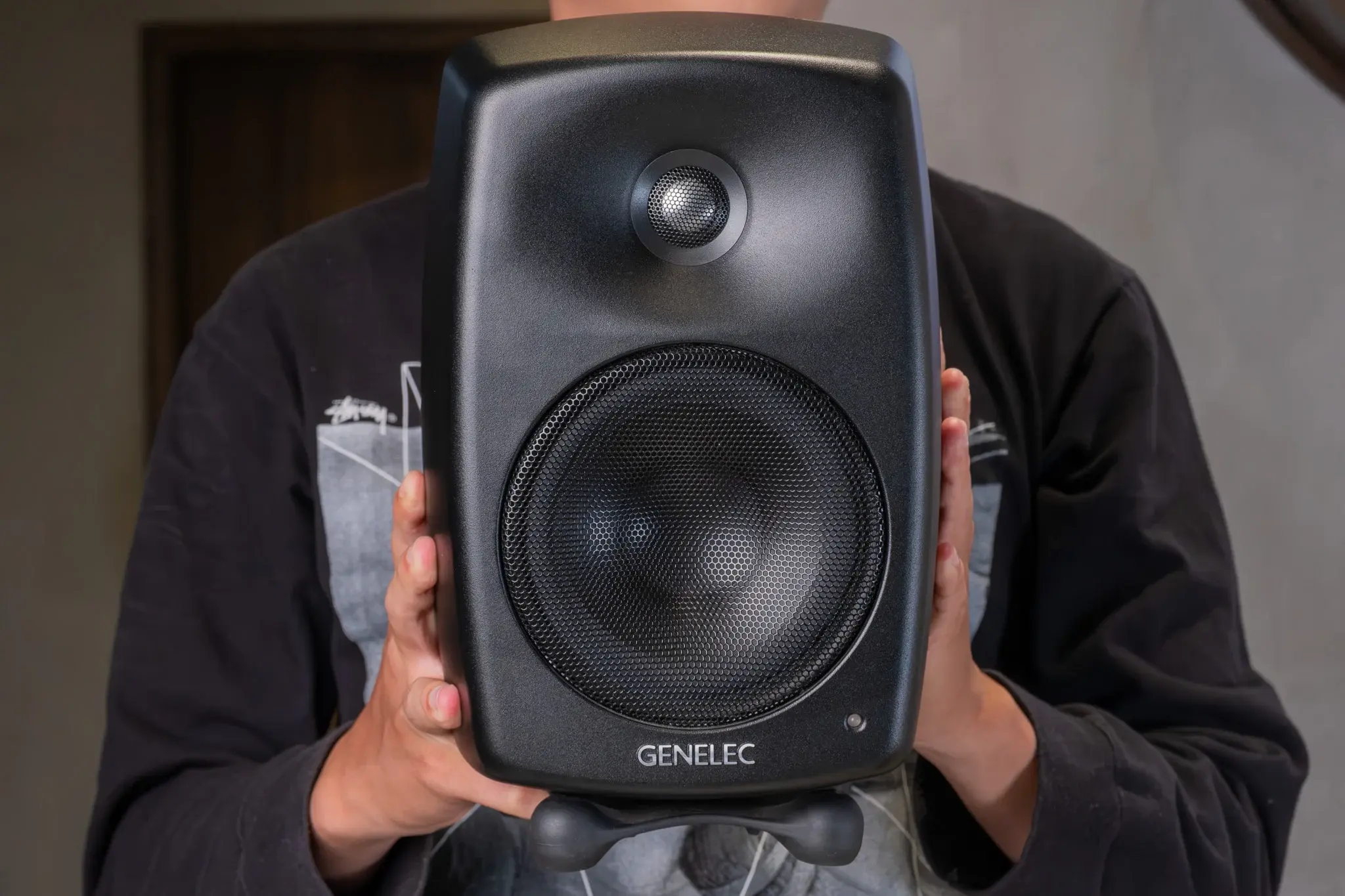 tinhte-genelec-g-three-g3-loa-active-monitor-speakers (17).jpg