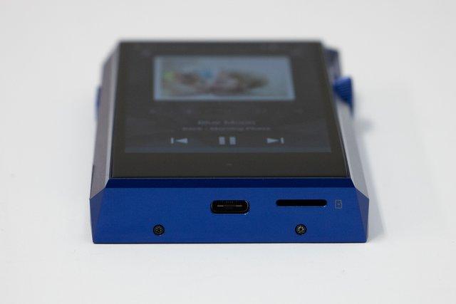 Đang tải tinhte_astell-kern-sp1000m_5.jpg…