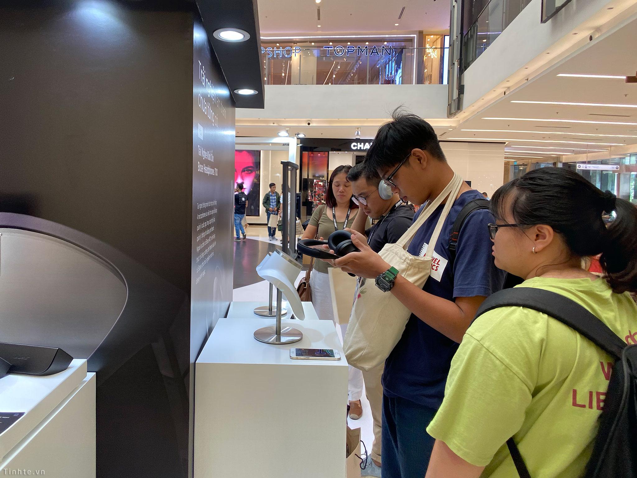 Đang tải tinhte_bose_show_2019_35.jpg…