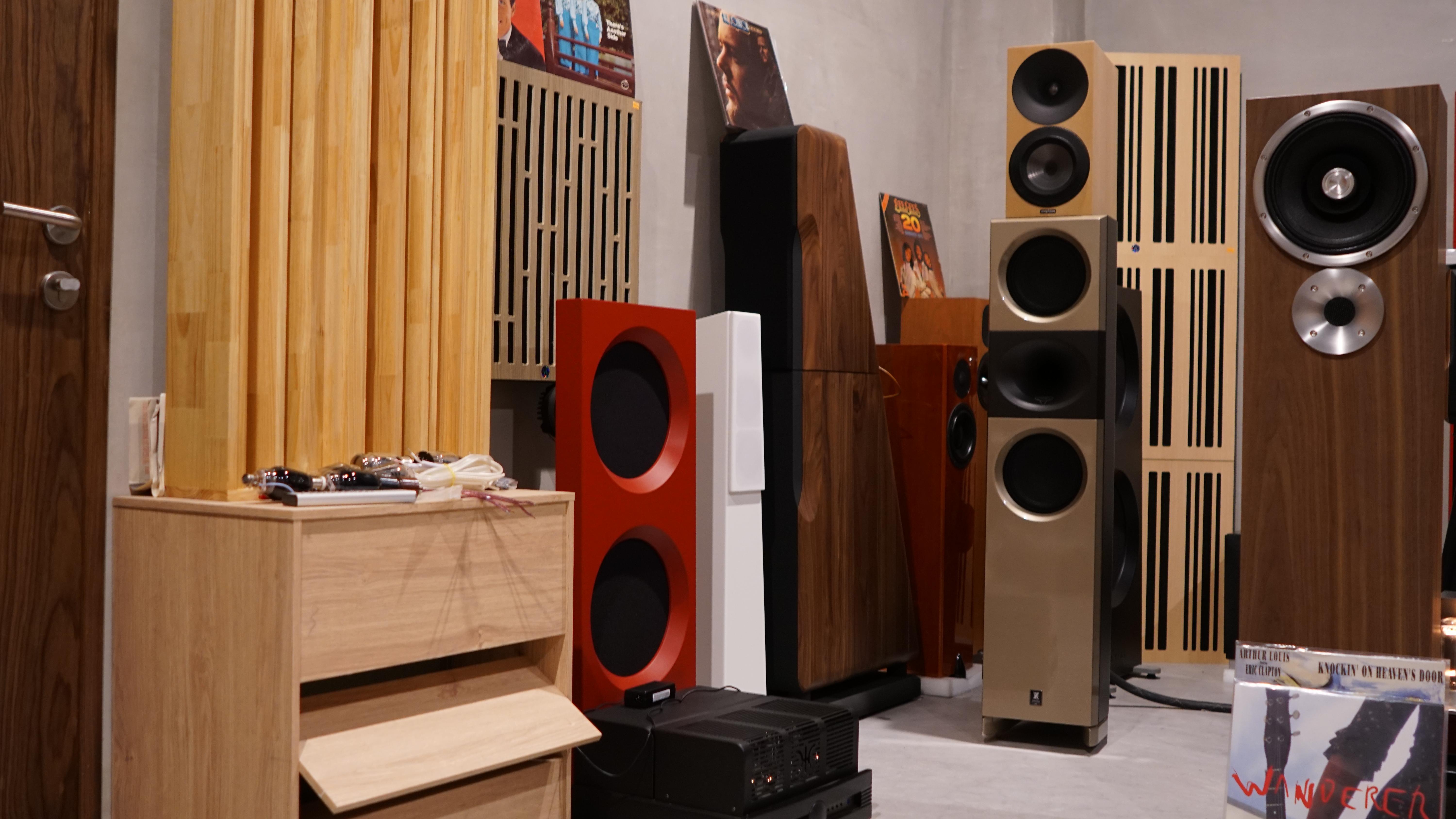 Đang tải tinhte_set_up_vi_tri_loa_2.JPG…