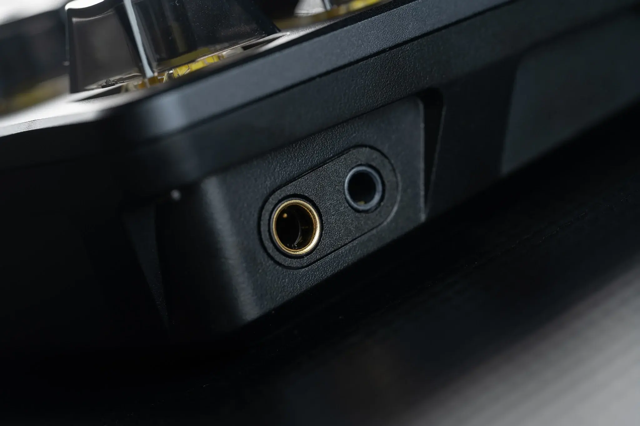 tinhte-fiio-kb3-keyboard-dac (2).jpg