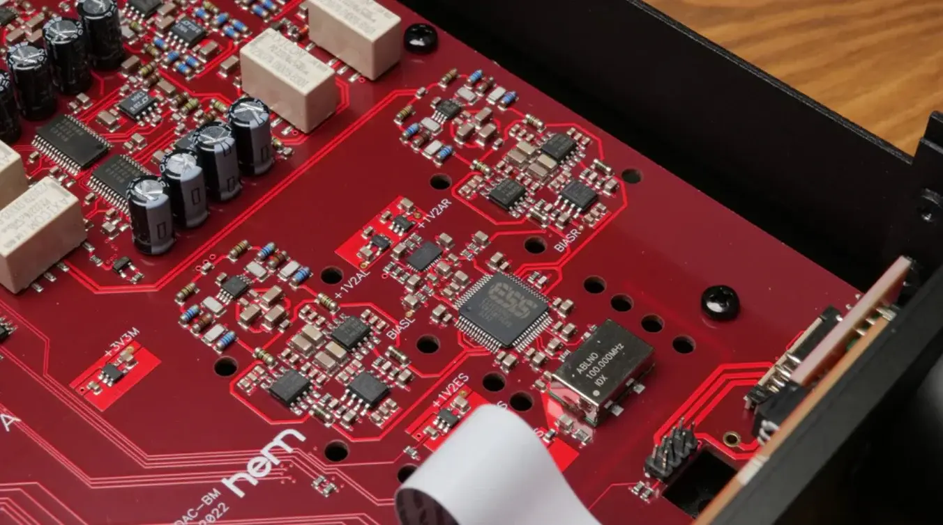 tinhte-ferrum-wandla-dac-preamplifier2.png