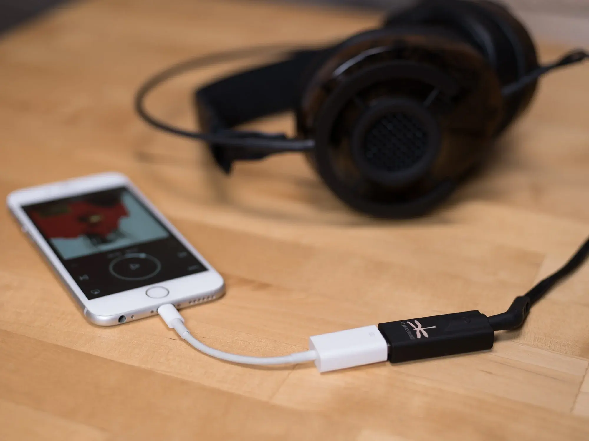 Đang tải tinhte_audioquest_dragonfly_black.jpeg…