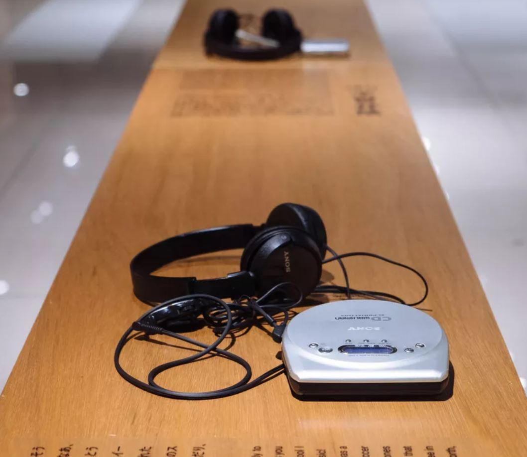 Đang tải tinhte-sony-walkman-in-the-park-16.JPG…