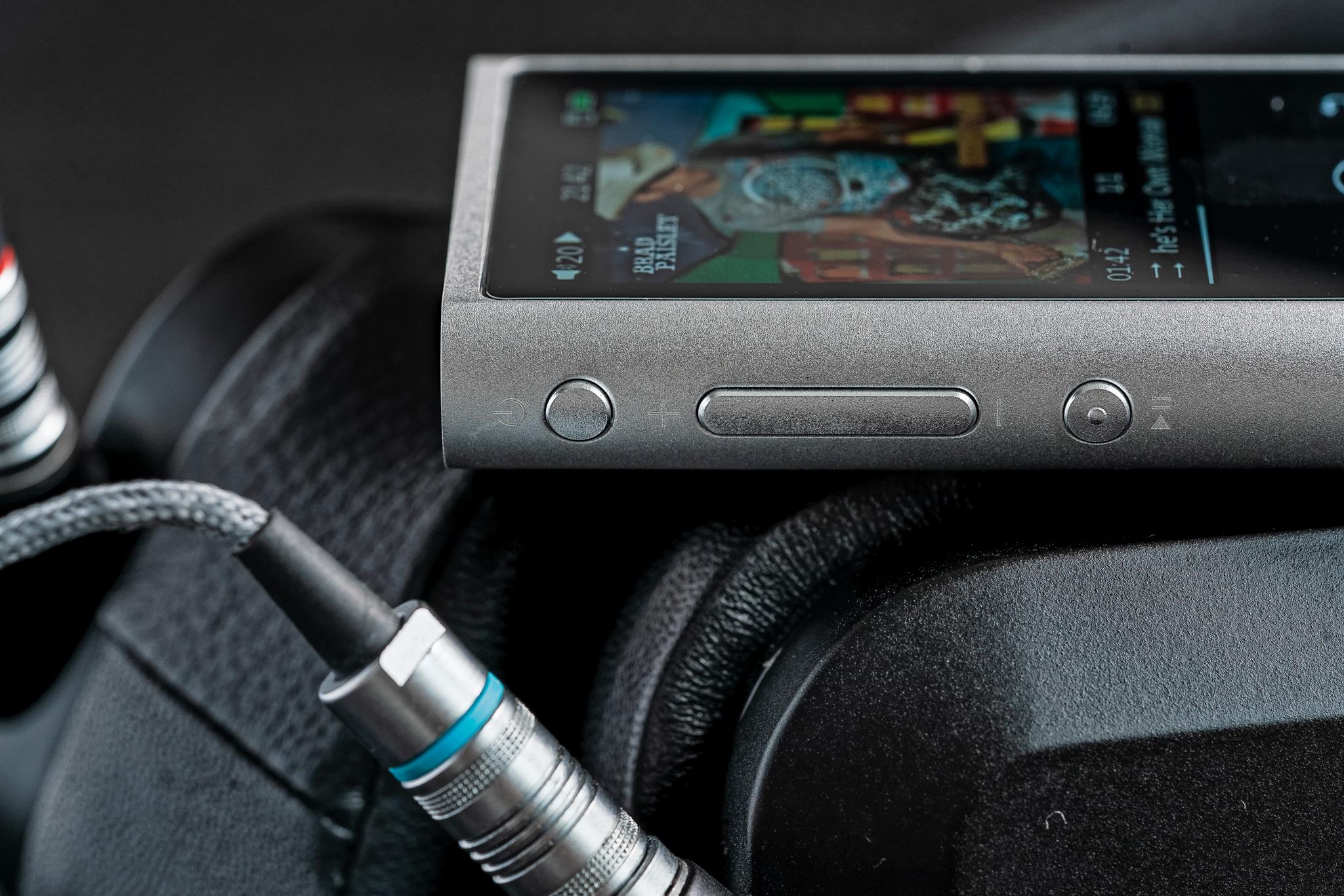 Đang tải unboxing-fiio-m3k-tinhte-3.jpg…