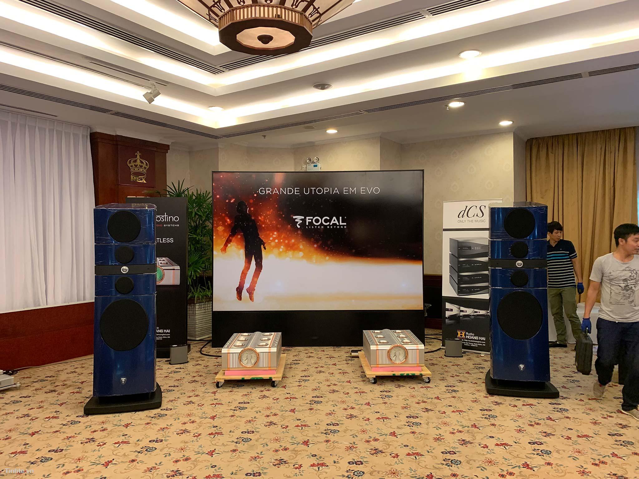 Đang tải high_end_show_tinhte_27.jpg…