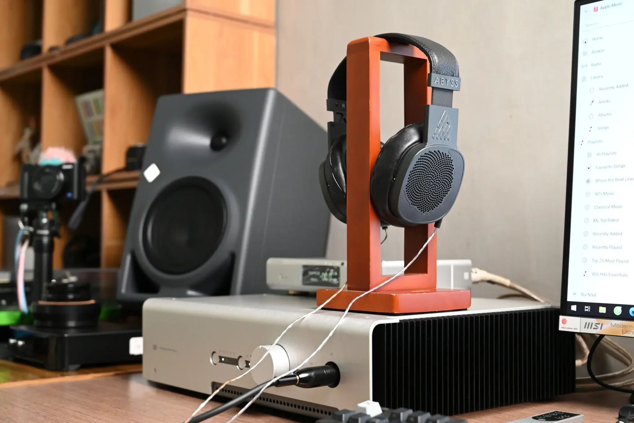 tinhte-neumann-kh-150-schiit-ragnarok-2-topping-d90-III-Sabre (15).JPG