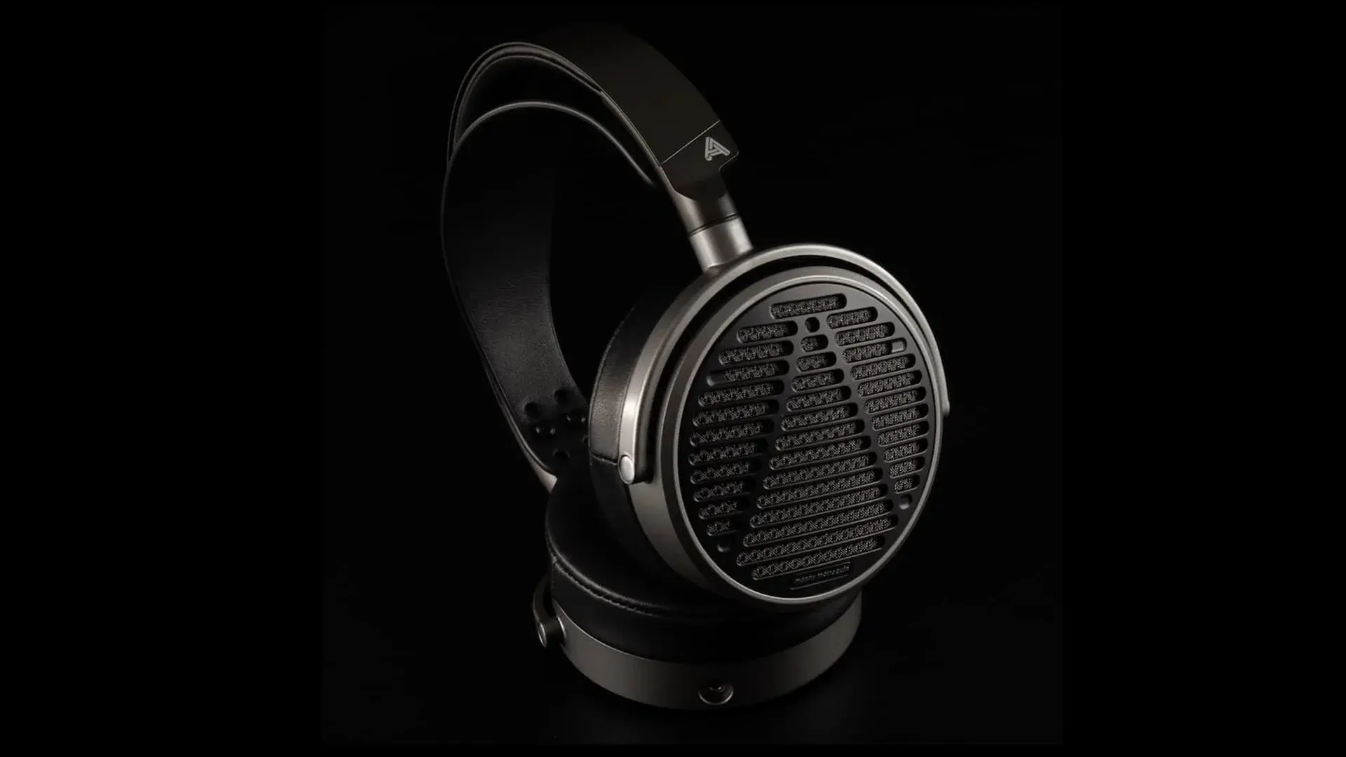 audeze-mm-100-2.jpg