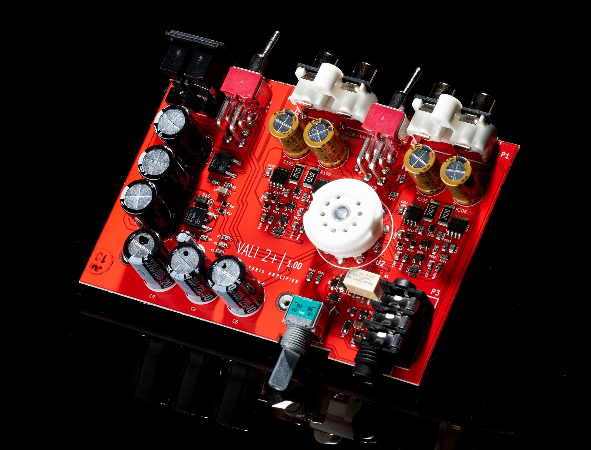 schiit-vali-2-chiec-amp-den-nho-gon-cong-suat-15w