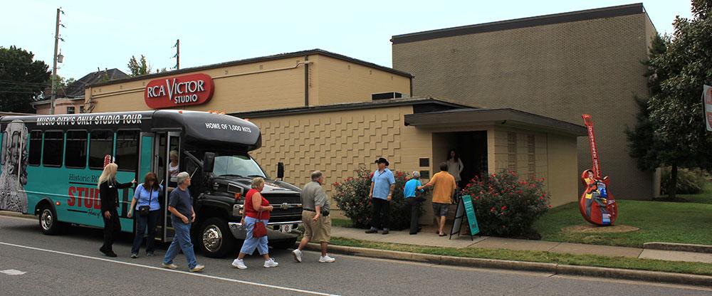 Đang tải tinhte_rca_studio_b.jpg…