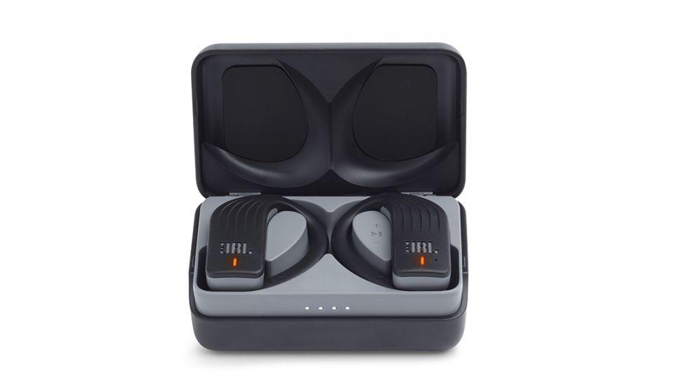 Đang tải tinhte_JBL_Endurance_Peak.jpg…