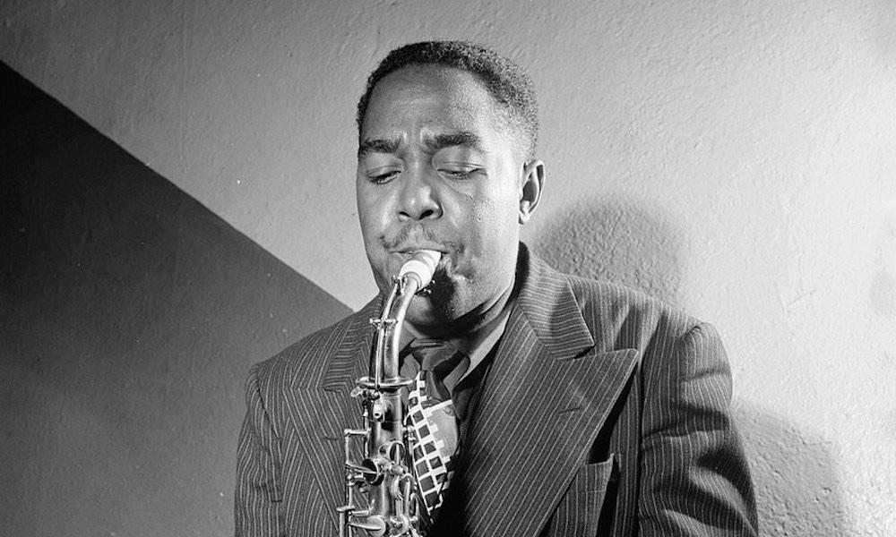 Đang tải TINHTE_charlie_parker.jpg…