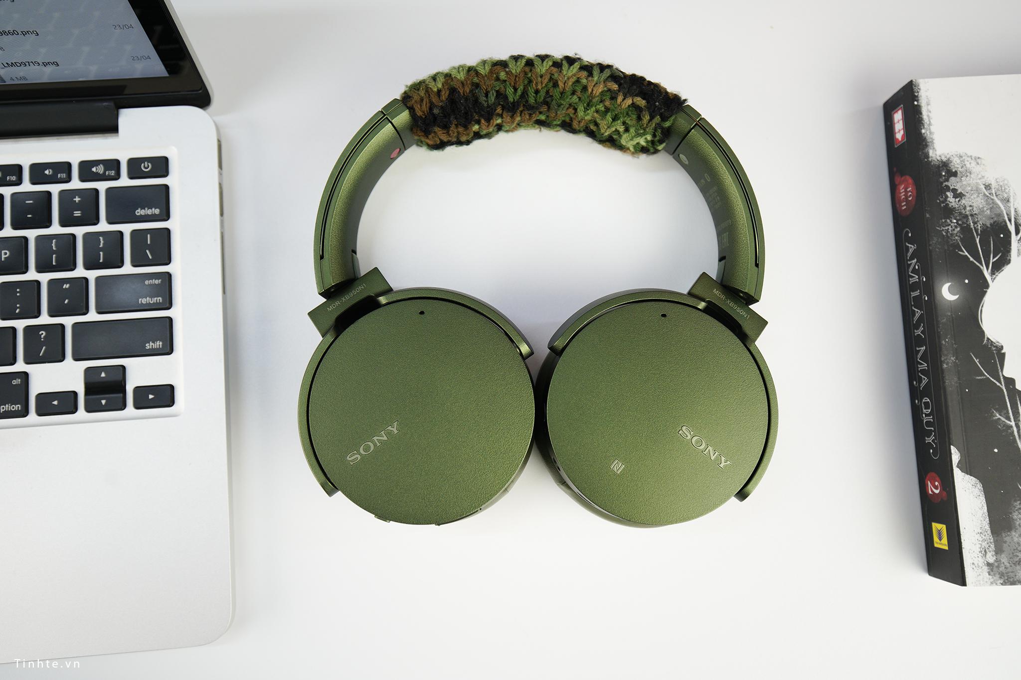 Đang tải tinhte_sony_xb_950n1 (3).jpg…