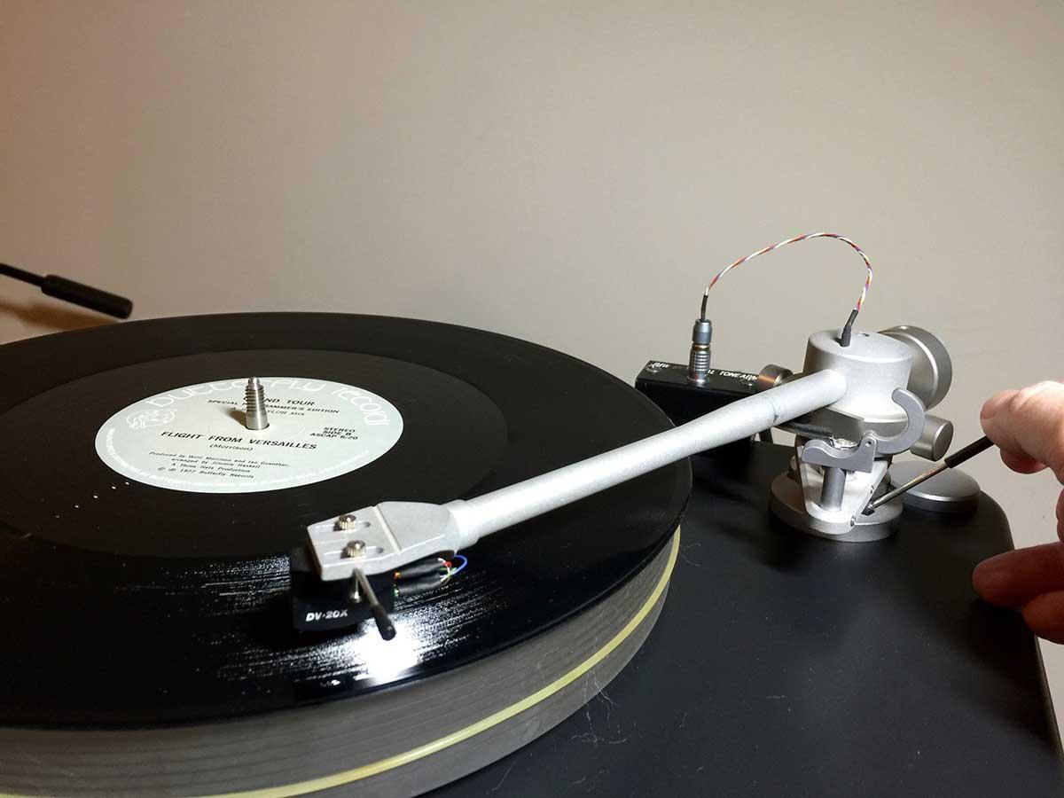 huong-dan-cach-choi-dia-vinyl