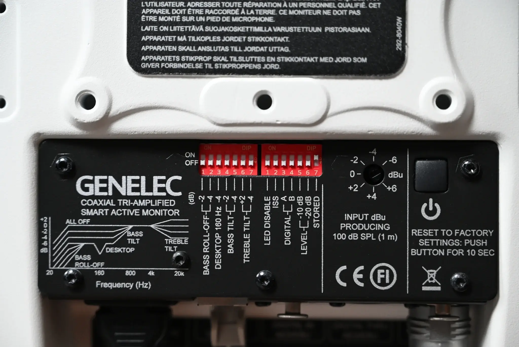resize_tinhte_genelec_8341a_loa_kiem_am_monitor_speakers (13).JPG