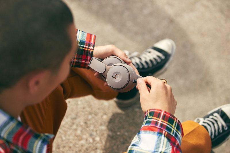 Đang tải tinhte-beats-solo-pro-on-ear.jpeg…