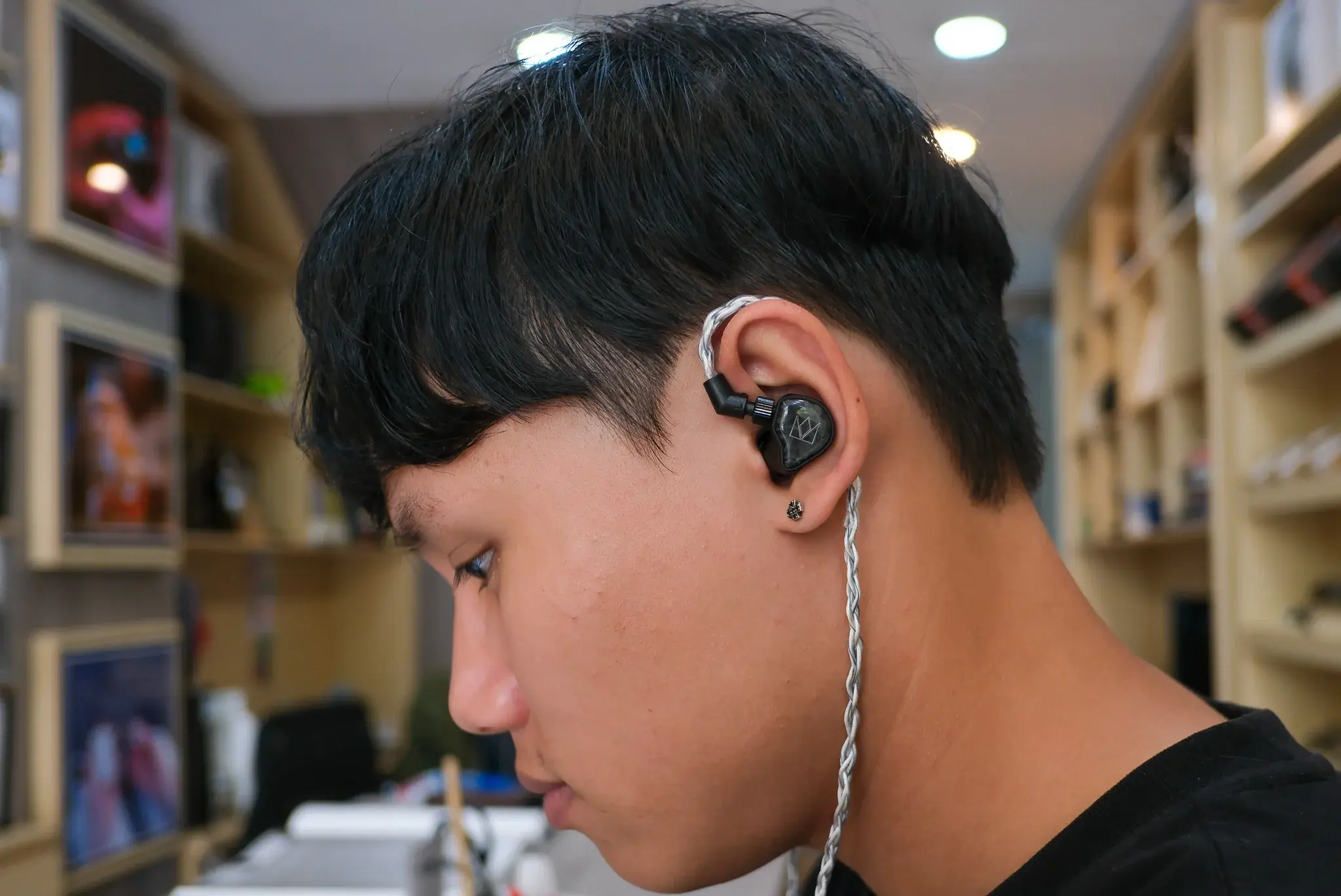 tinhte-noble-xm1-tai-nghe-in-ear-xmems-cowell2.jpg