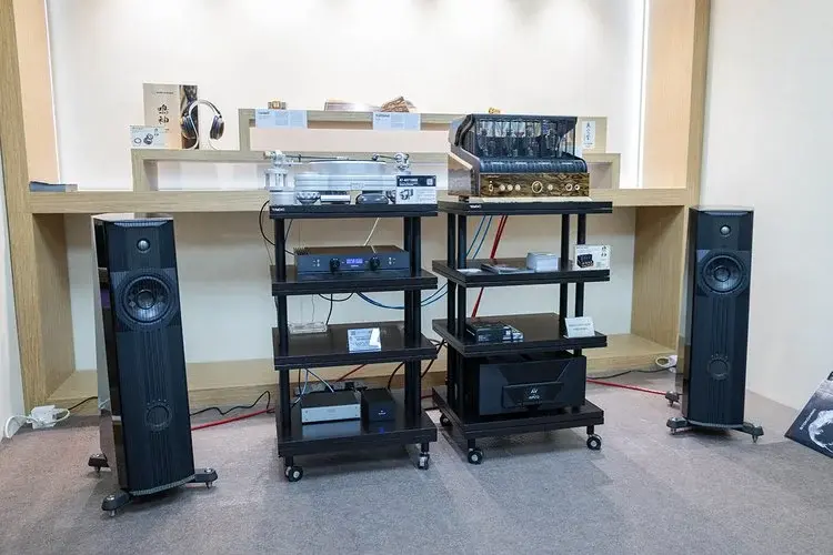 Audio-Technica ATH-ADX3000-Tinhte.jpg