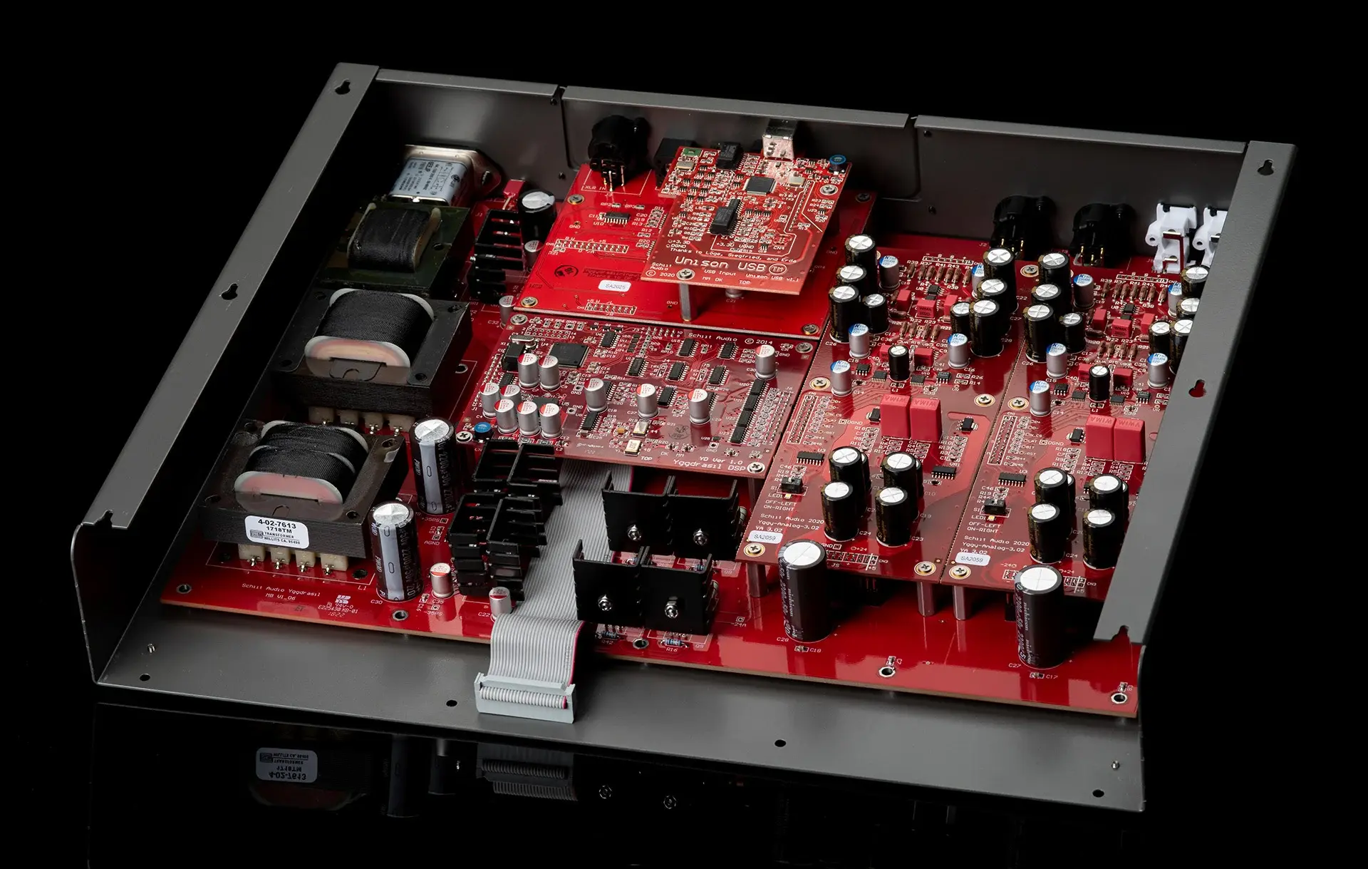 tinhte_schiit_yggdrasil_more_is_less_mil5.jpg