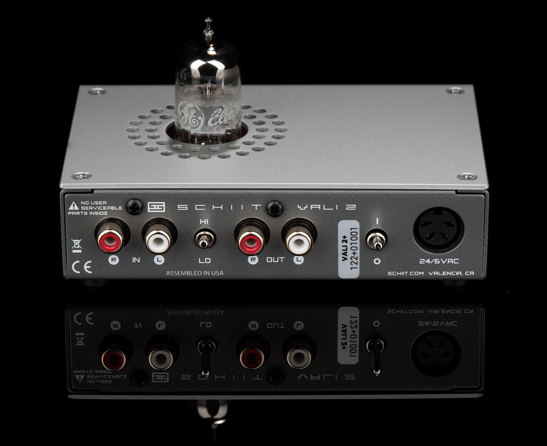 schiit-vali-2-chiec-amp-den-nho-gon-cong-suat-15w