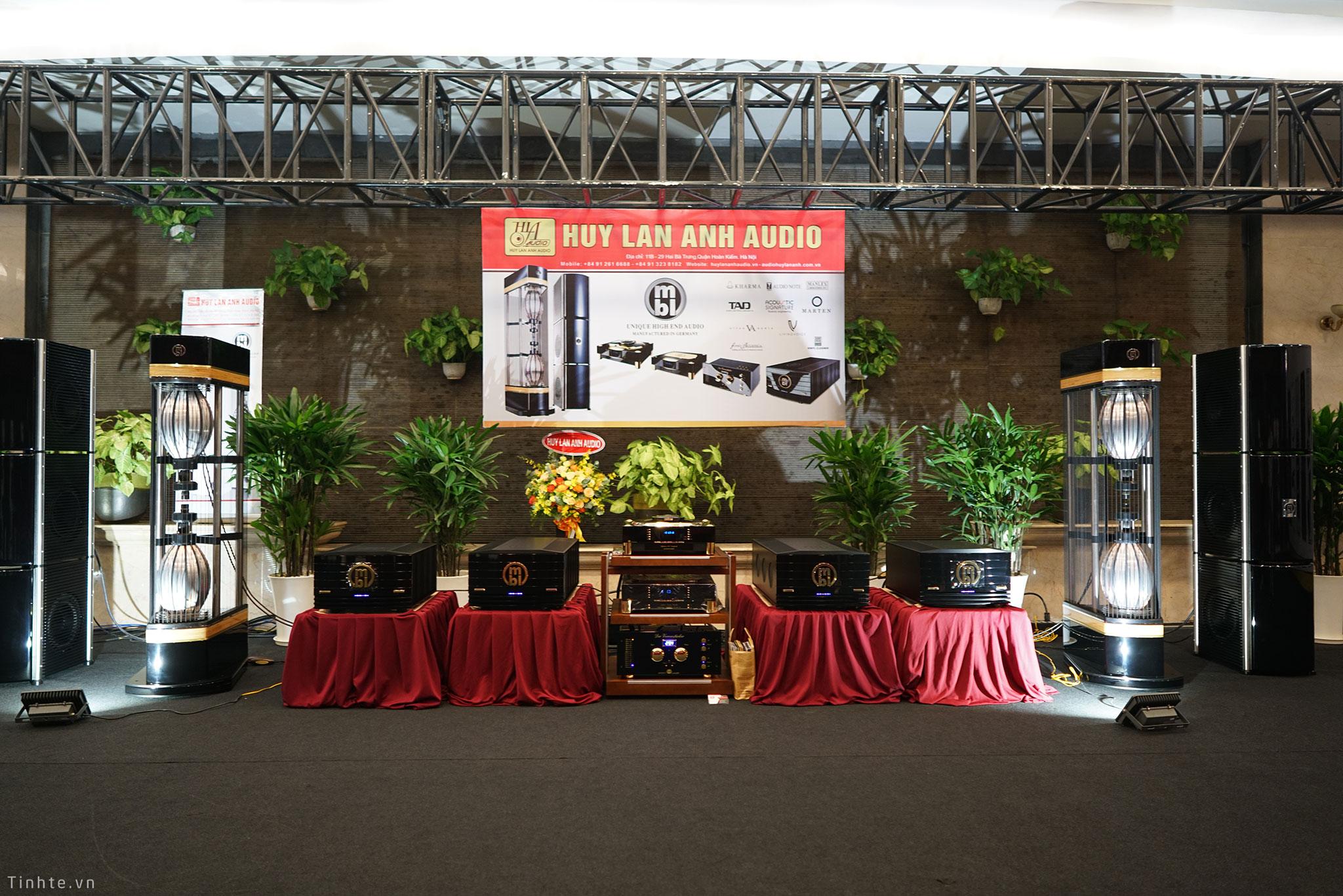 Đang tải tinhte_av_show_2019 (51).jpg…