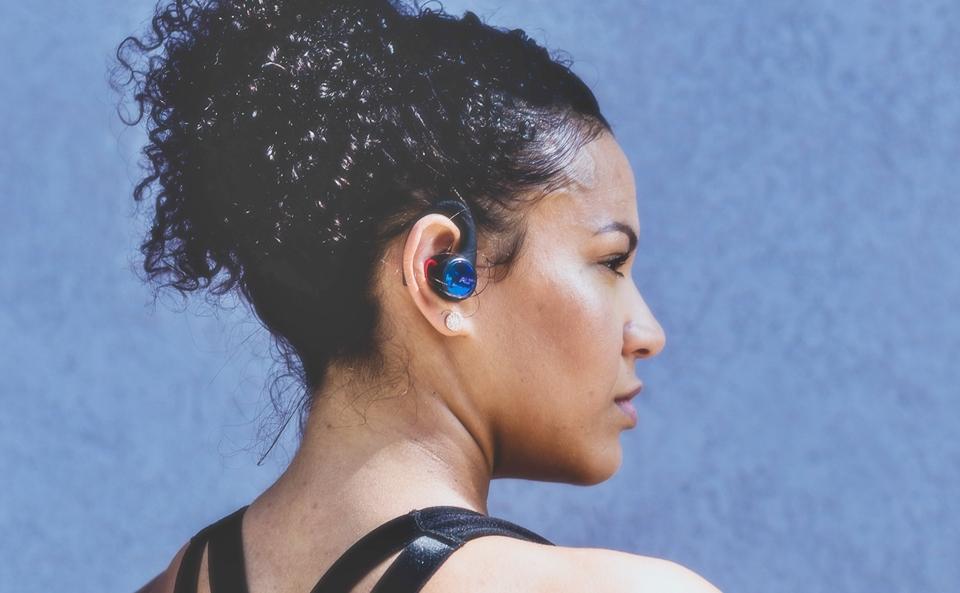 Đang tải tinhte_plantronics_fit_3100 (2).jpg…