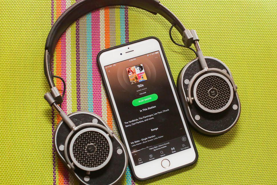 Đang tải tinhte-spotify-headphones.jpg…