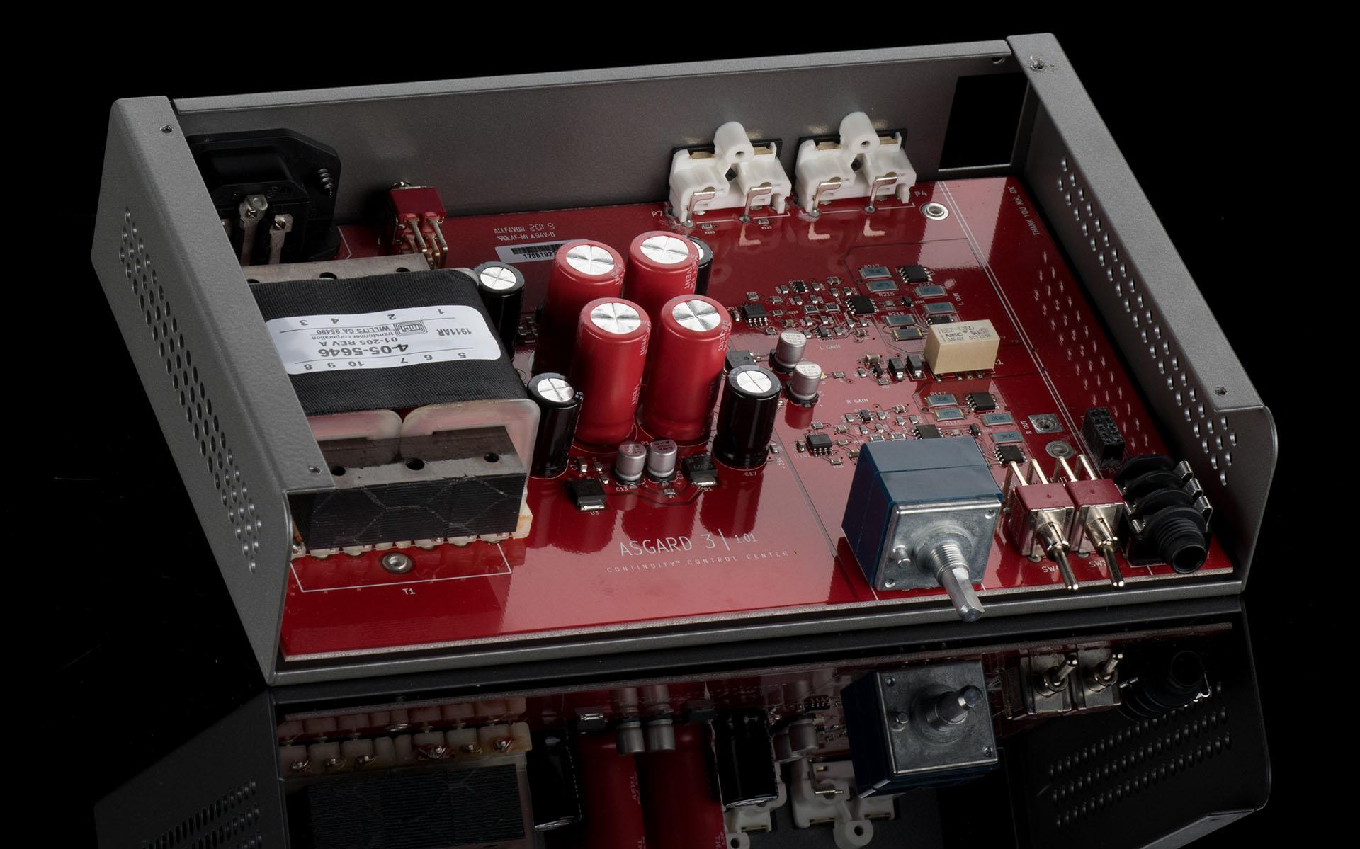 Đang tải Schiit_Asgard_3_p3.jpg…