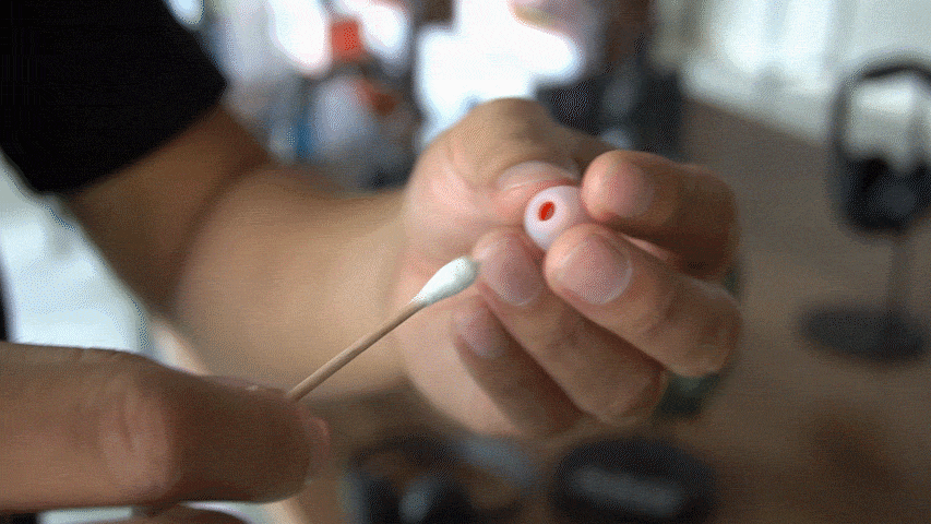 Đang tải tinhte_headphones_hygiene_7.gif…