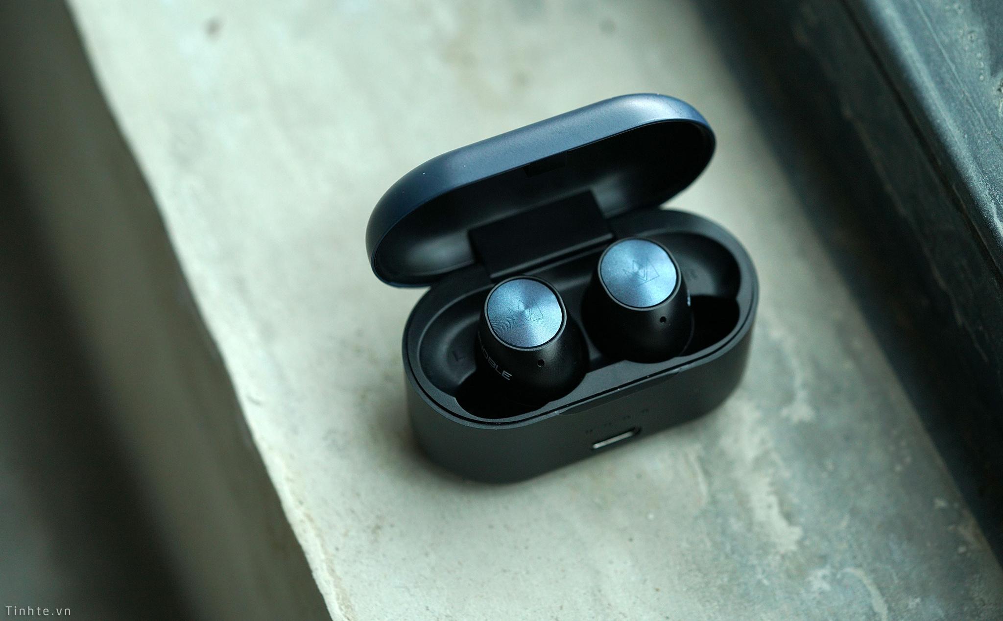 Đang tải tinhte_noble_falcon_true_wireless (2).jpg…