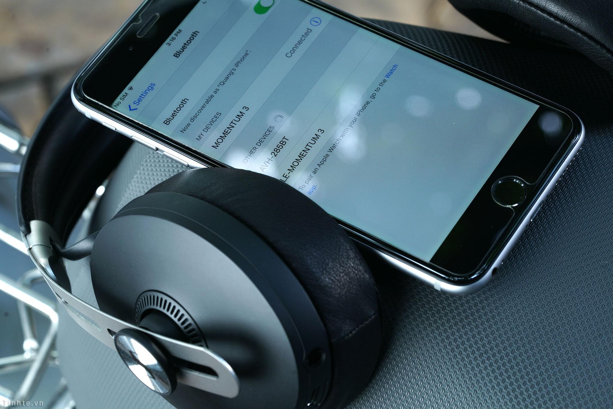 Đang tải tinhte_sennheiser_momentum_wireless (7).jpg…