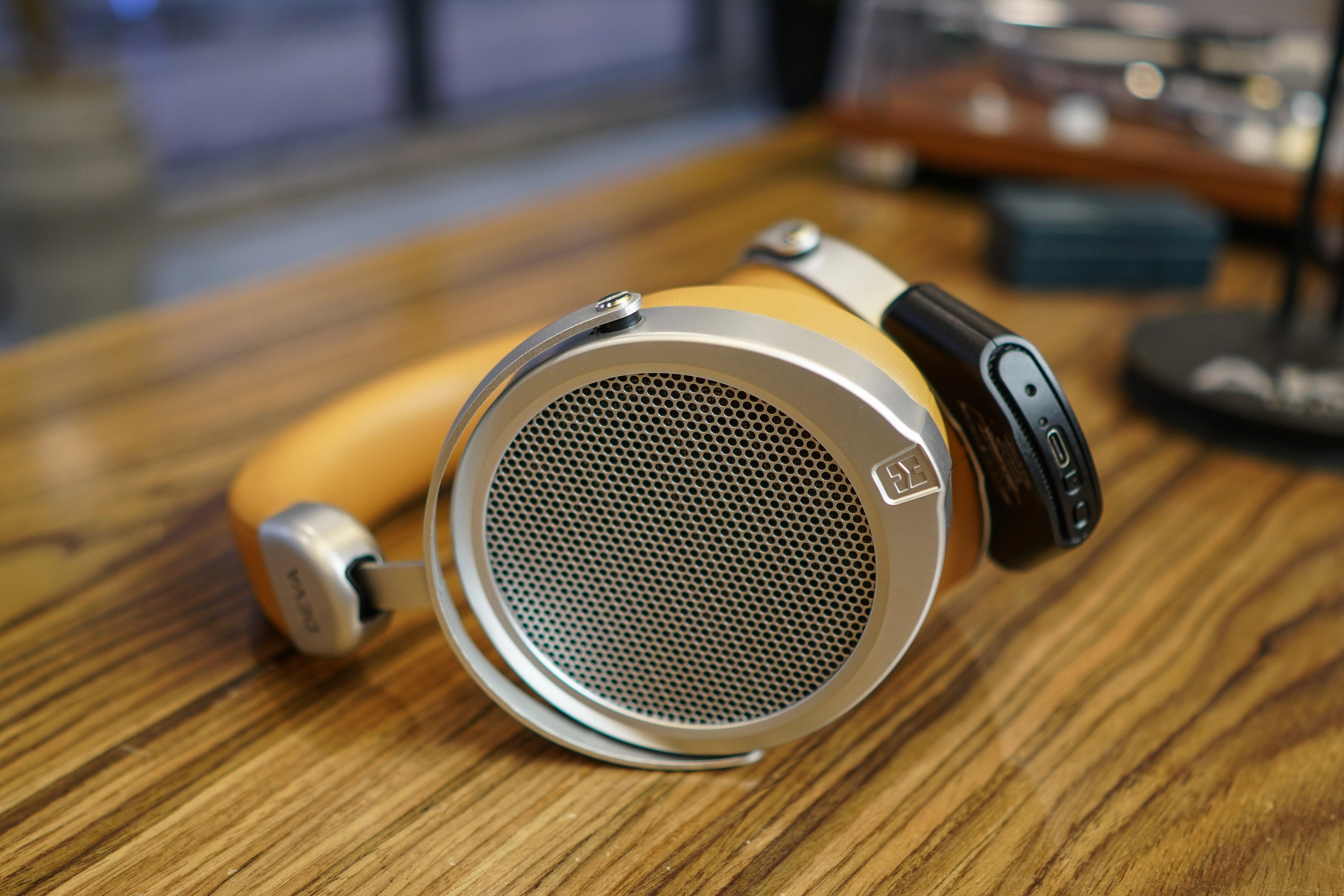 tai-nghe-hifiman-deva