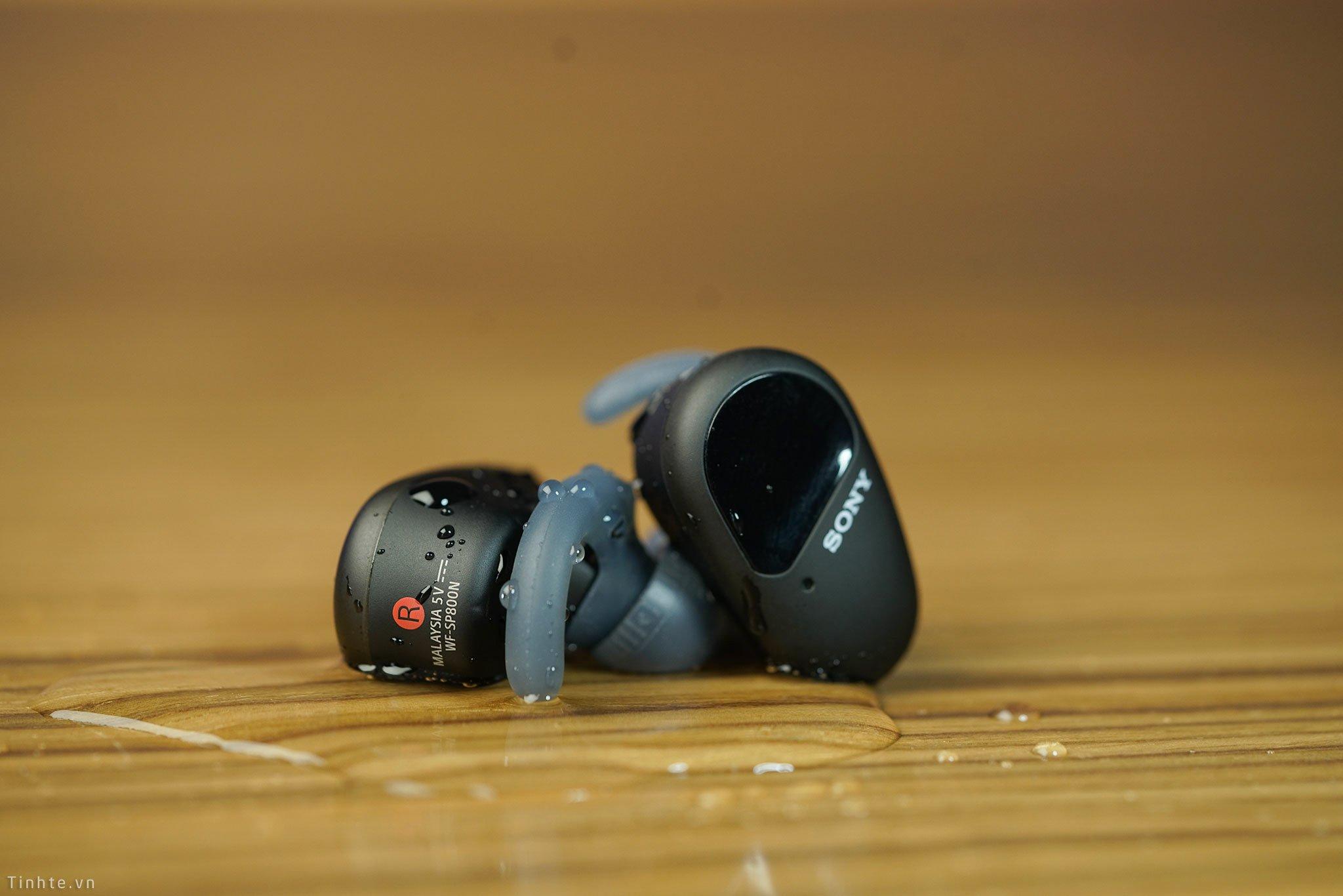 tai-nghe-sony-wf-sp800n