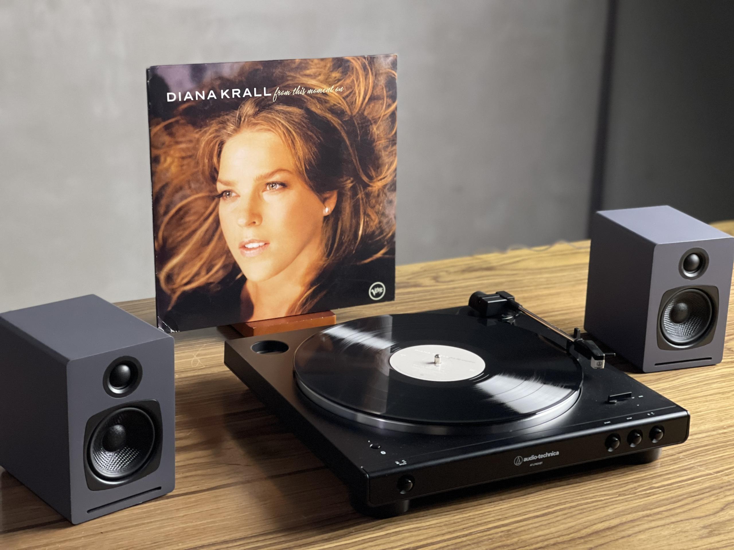 Đang tải tinhte_audioengine_a1_audiotechnica_lp60xbt.jpg…