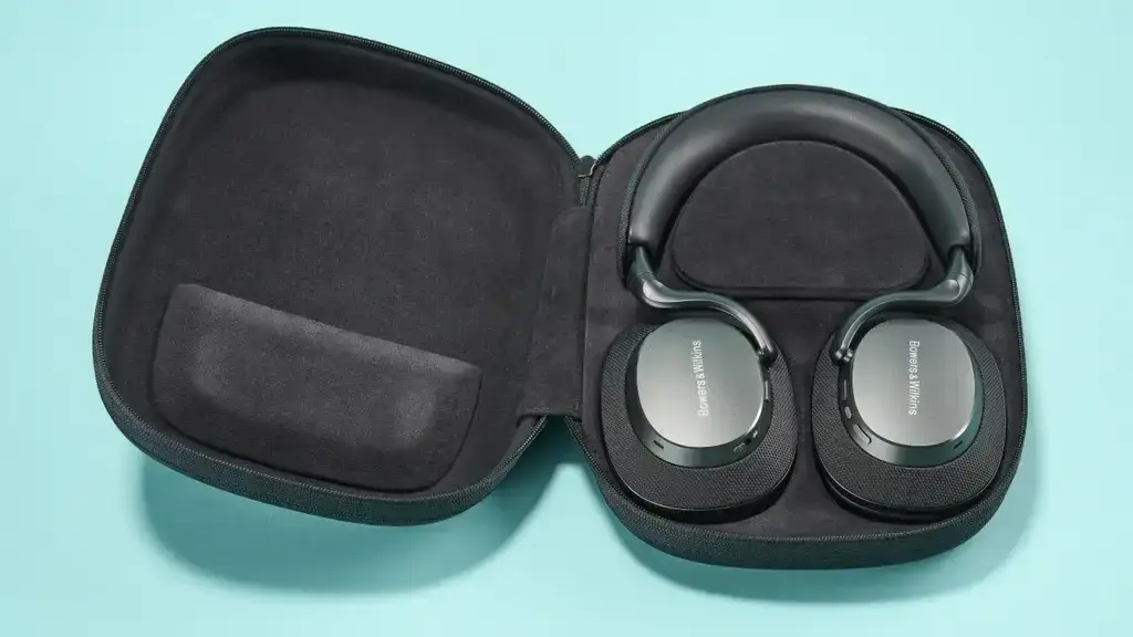 Bowers Wilkins Px7 S3 1