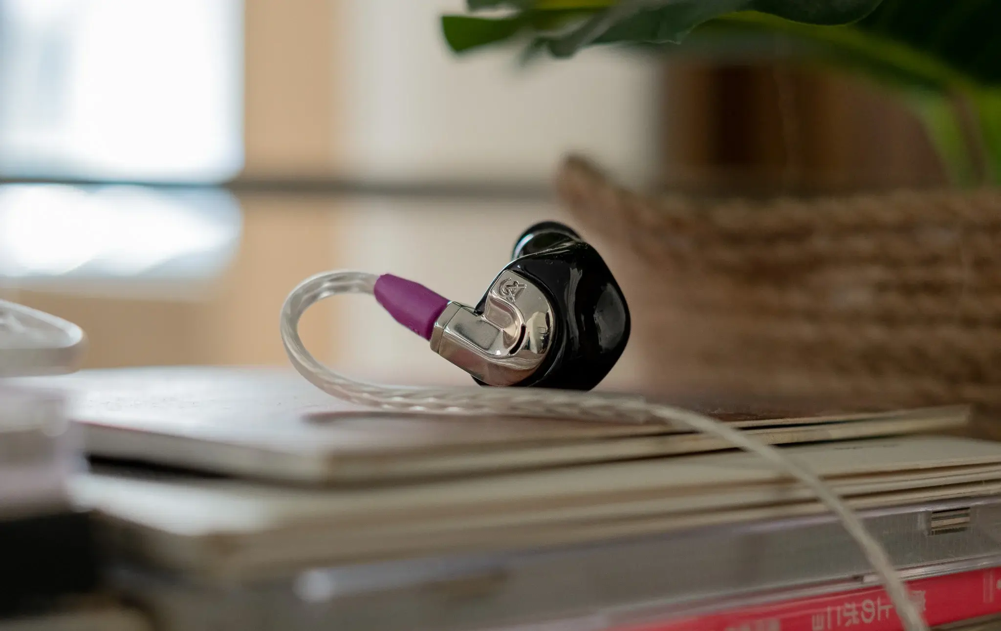 tinhte-campfire-audio-bonneville-iem-tai-nghe (5).jpg