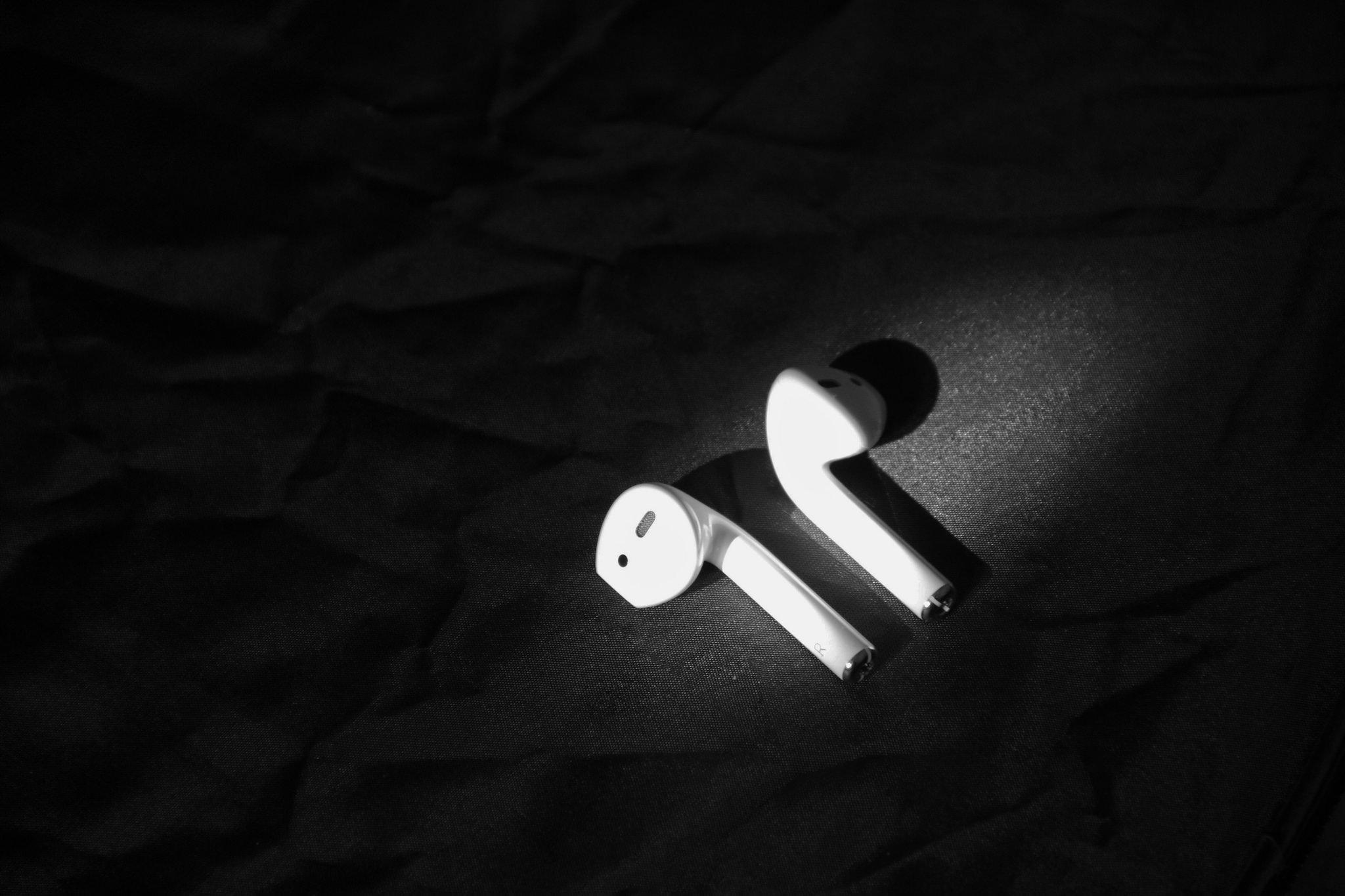 Đang tải tinhte_apple_airpods.jpg…