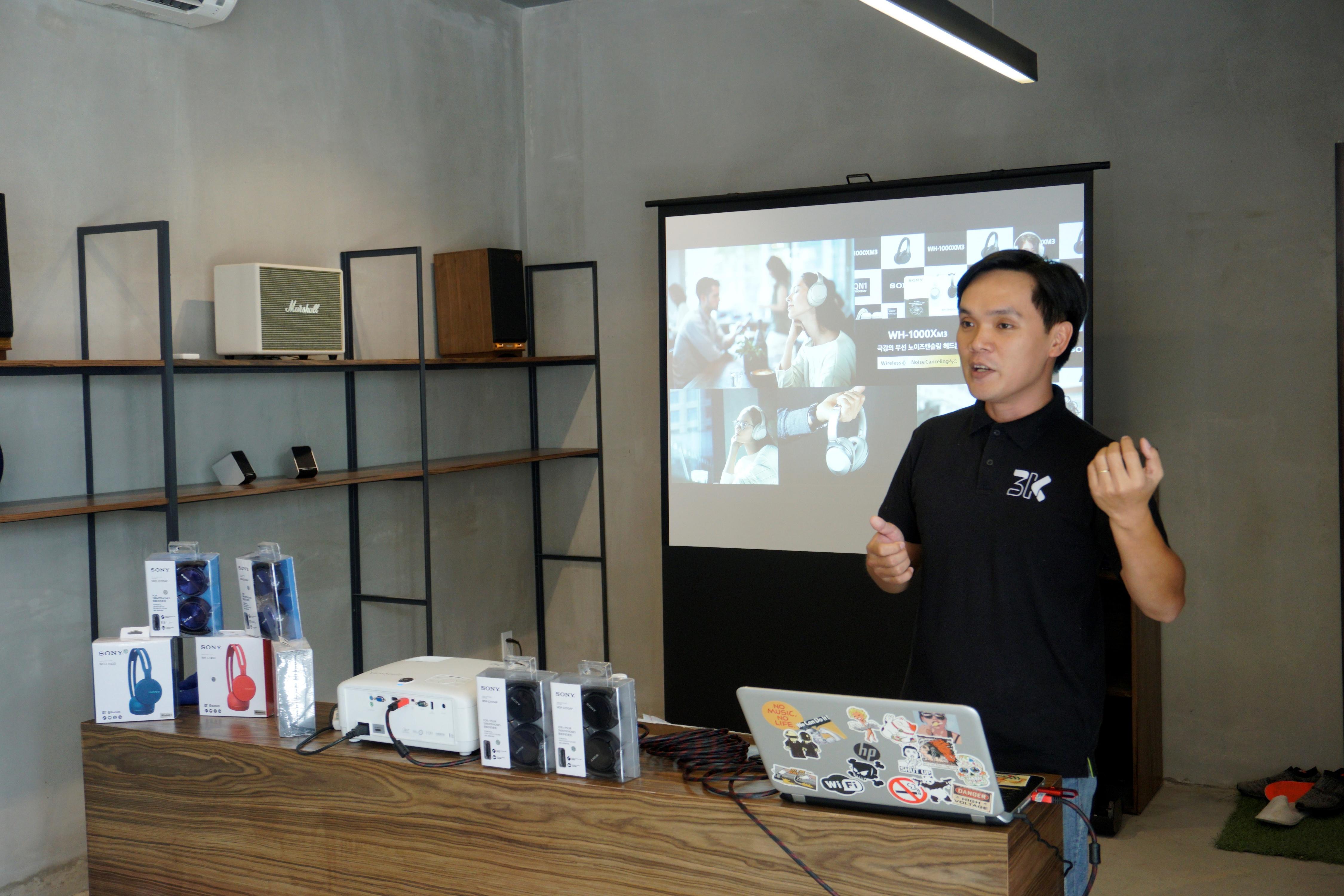 Đang tải tinhte_offline_3ksop_sony_7.jpg…